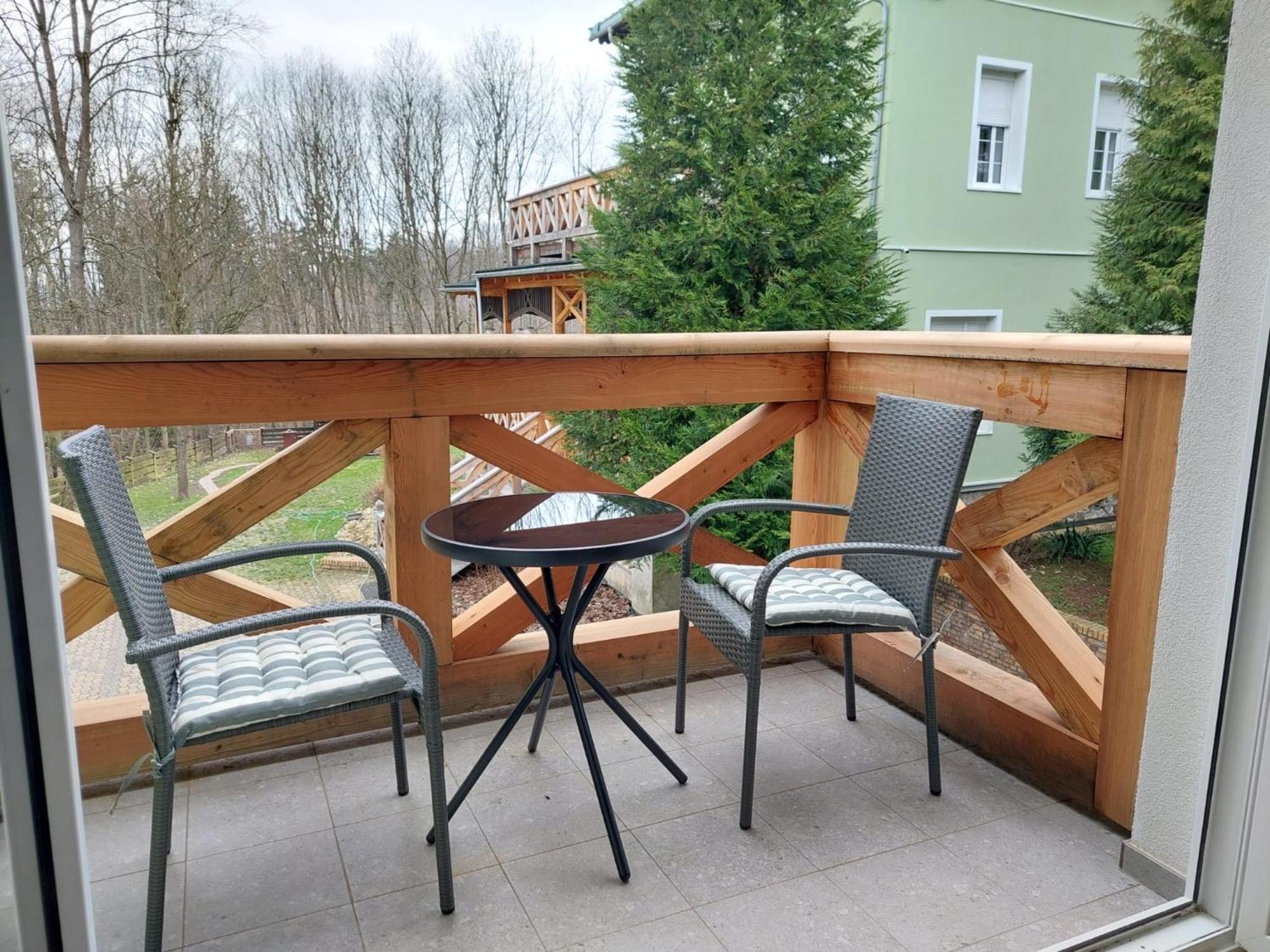 Apartamenty Szwajcarka 库多瓦-兹德鲁伊 外观 照片